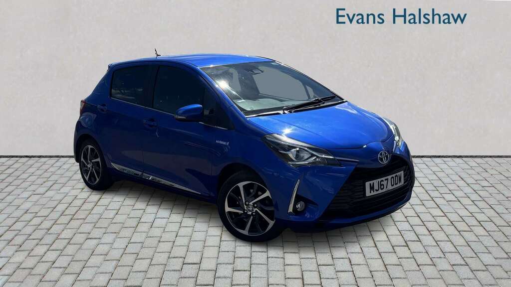 Toyota Yaris Excel Silver #1