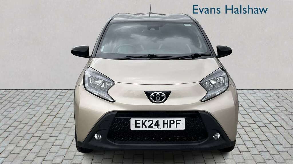 Toyota Aygo X 1.0 Vvt-i Edge 2024 Brown #3