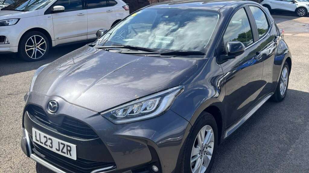 Mazda 2 1.5I Hybrid Agile Cvt 2023 Grey