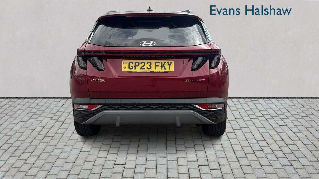 Hyundai Tucson 1.6 Tgdi Premium 2Wd 2023 Red #4