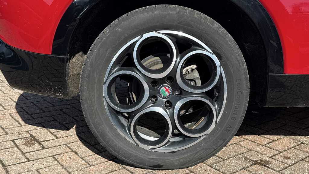 Alfa Romeo Tonale 1.5 Mhev Ti 2023 Red #6