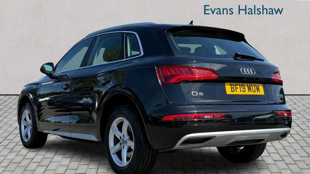 Audi Q5 40 Tdi Quattro Sport S Tronic 2019 BF19WUW Black #2