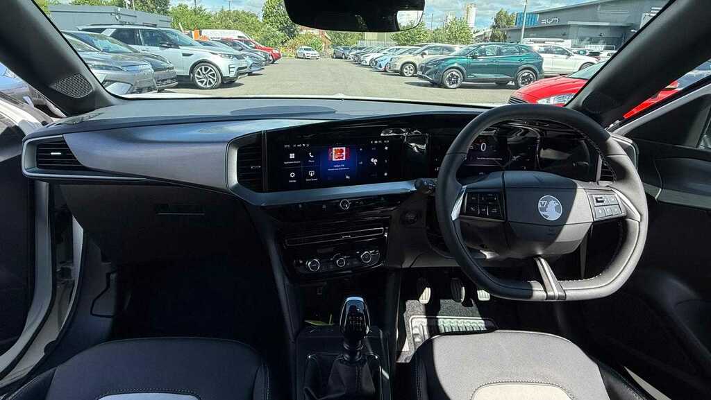 Vauxhall Mokka 1.2 Turbo 136 Ultimate 2026 White #5