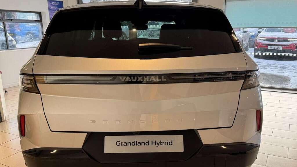 Vauxhall Grandland 1.2 Hybrid 145 Ultimate E-dct6 Fixed Roof 20 White #4