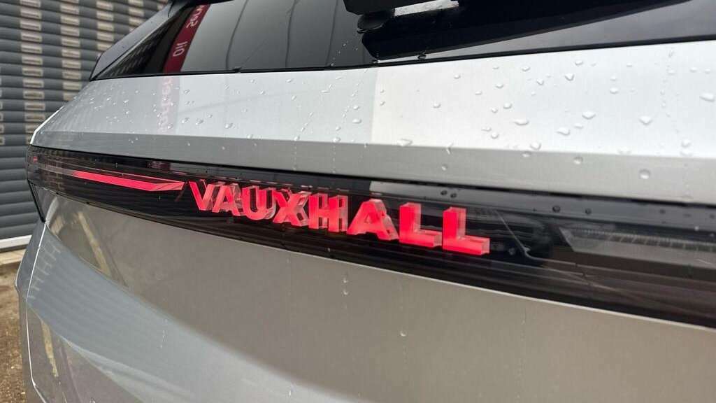 Vauxhall Grandland Ultimate Blue #31