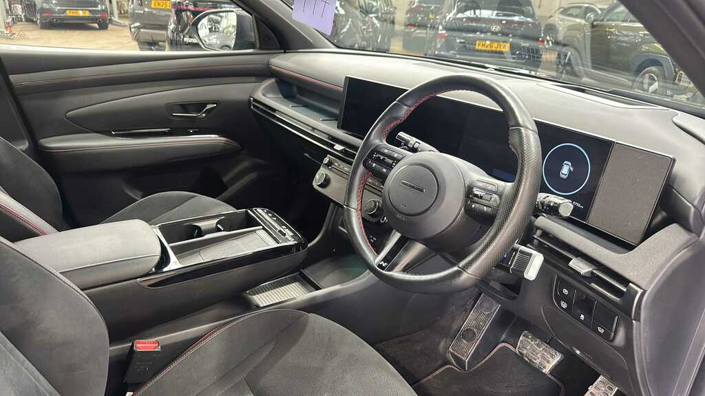Hyundai Tucson Ultimate Black #8