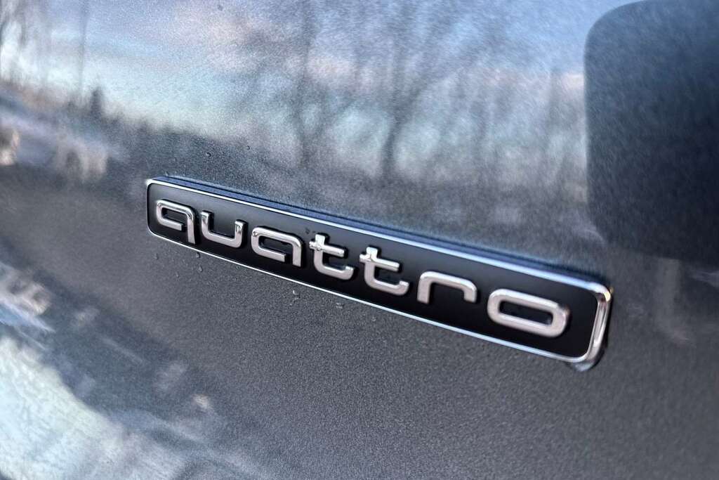 Audi Q5 50 Tfsi E Quattro Black Edition S Tronic Grey #35