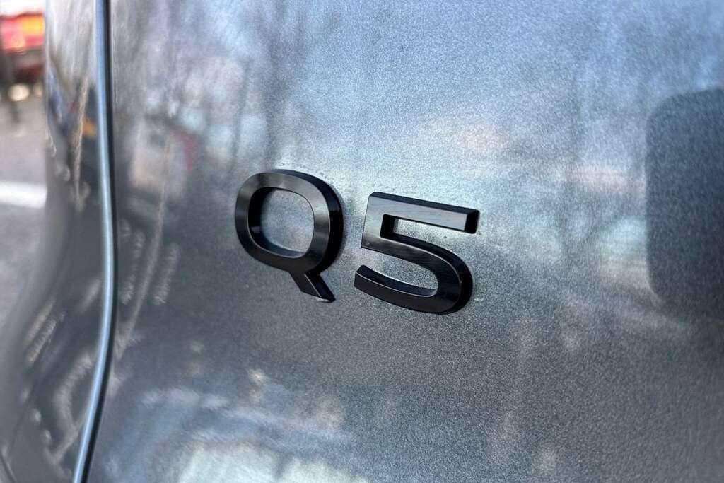 Audi Q5 50 Tfsi E Quattro Black Edition S Tronic Grey #11