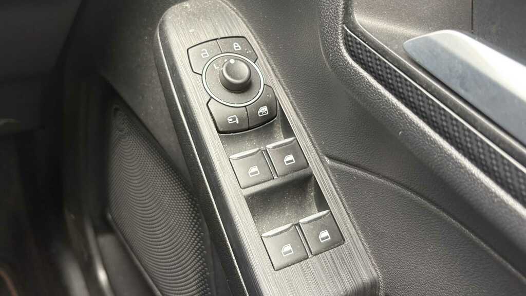 Ford Kuga 2.5 Fhev St-line Edition Cvt White #24