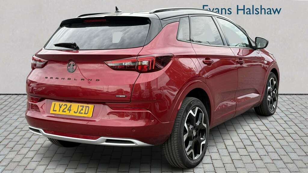 Vauxhall Grandland 1.2 Hybrid 136 Ultimate E-dct6 2024 Red #6