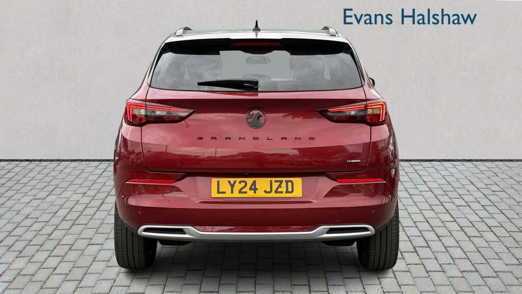 Vauxhall Grandland 1.2 Hybrid 136 Ultimate E-dct6 2024 Red #5