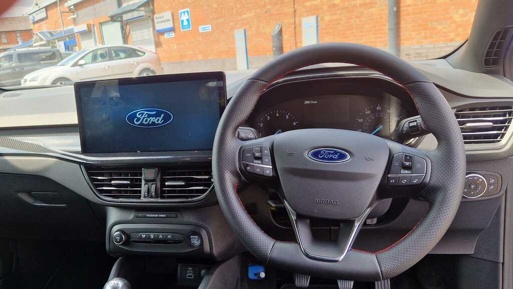 Ford Focus 1.0T Ecoboost Mhev Active X Dct Euro 6 Ss Black #9