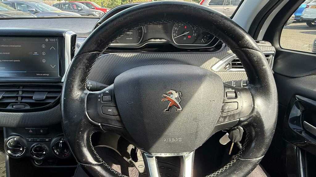 Peugeot 208 Hatchback Black #8