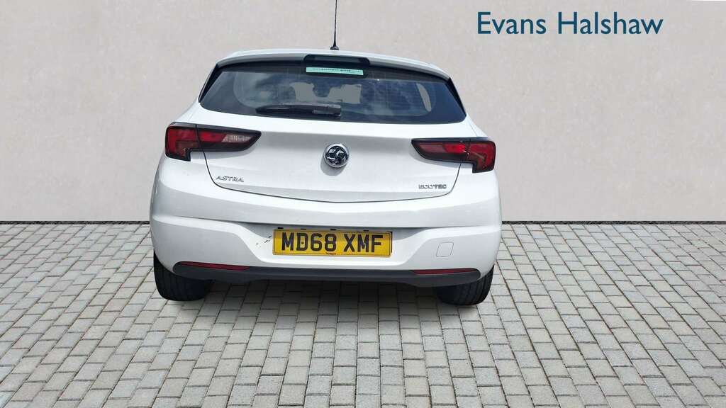Vauxhall Astra 1.0T Ecotec Sri 2019 White #3