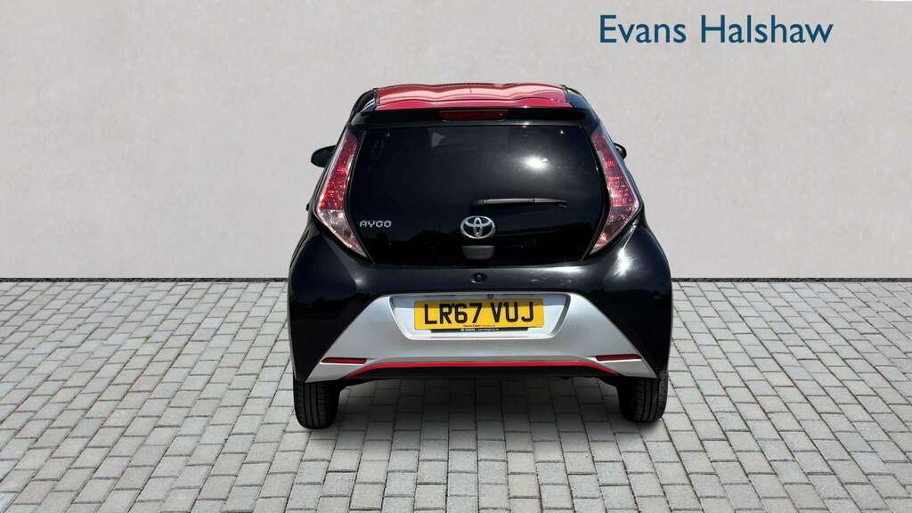 Toyota Aygo 1.0 Vvt-i X-press X-shift 2017 Black #5