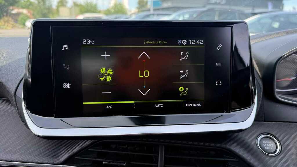Peugeot 2008 1.2 Puretech 100 Active Premium Blue #10