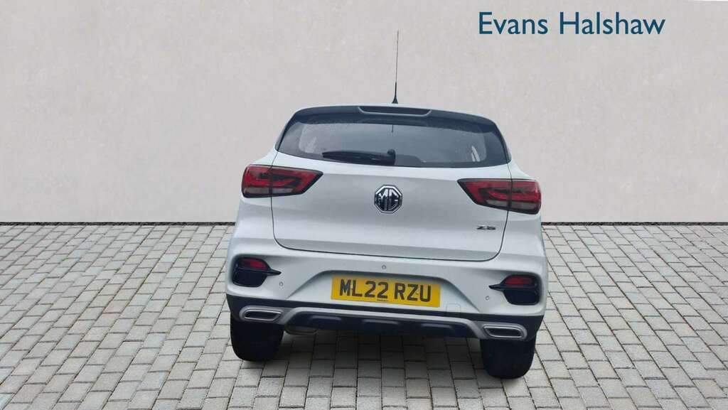 MG ZS 1.5 Vti-tech Excite 2022 White #3