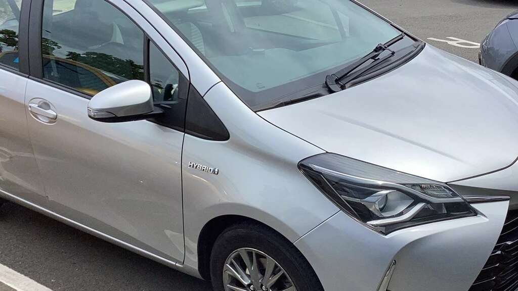 Toyota Yaris Icon Tech Grey #2