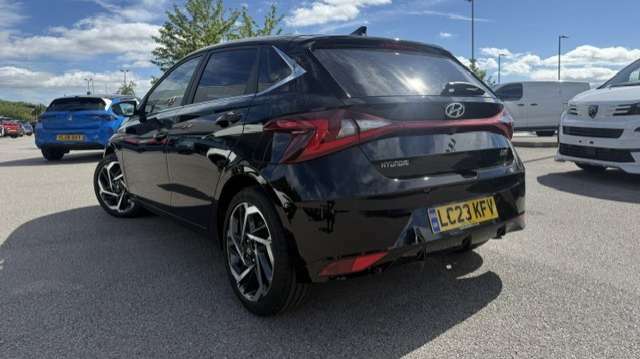 Hyundai I20 1.0T Gdi 48V Mhd Premium Dct 2023 Black #2