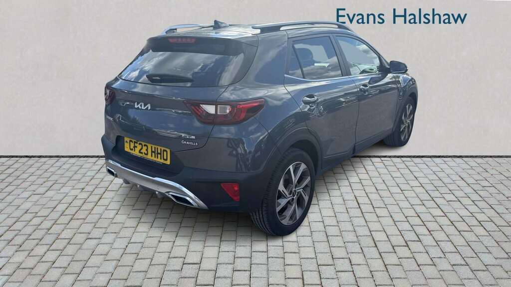 Kia Stonic 1.0T Gdi 99 Gt-line Dct 2023 Grey #3