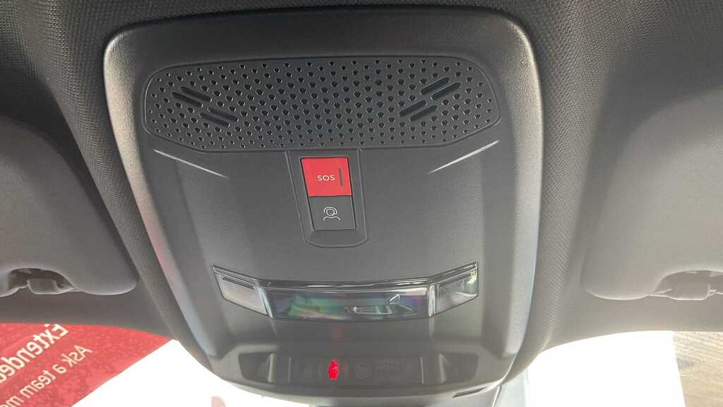 Peugeot 2008 2008 Gt Puretech Ss Grey #24
