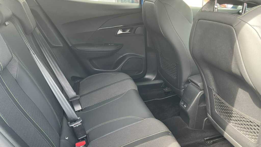 Peugeot 2008 2008 Gt Puretech Ss Grey #9