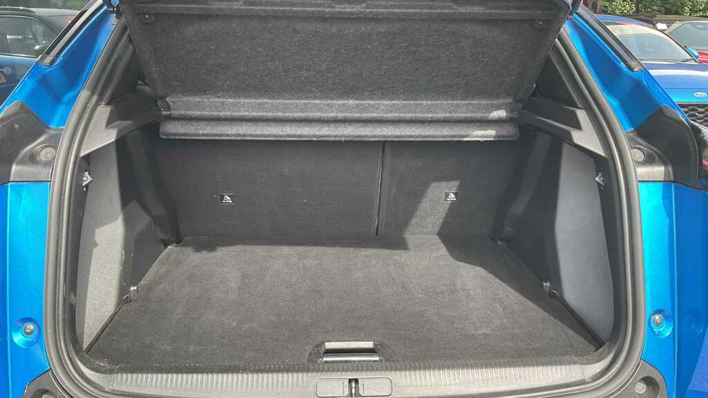 Peugeot 2008 2008 Gt Puretech Ss Grey #11