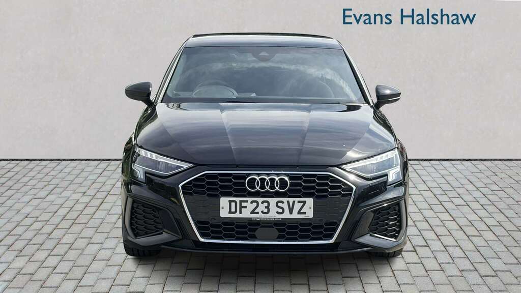Audi A3 30 Tfsi S Line S Tronic 2023 DF23SVZ Black #3