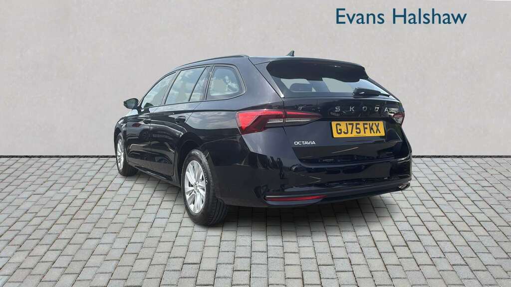 Skoda Octavia 1.5 Tsi Se Technology 2025 Black #2