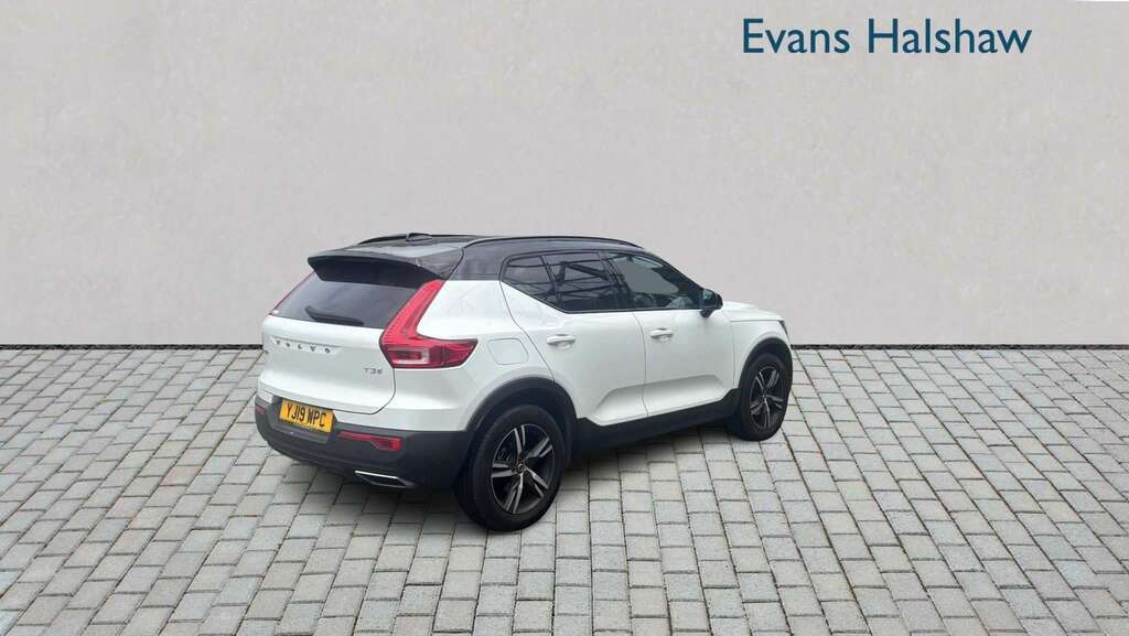 Volvo XC40 1.5 T3 163 R Design Geartronic 2019 #3