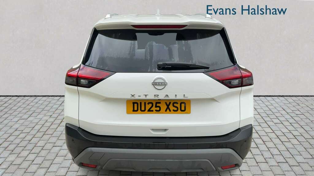 Nissan X-Trail 1.5 Mhev 163 N-connecta 7 Seat Xtronic 2025 White #5