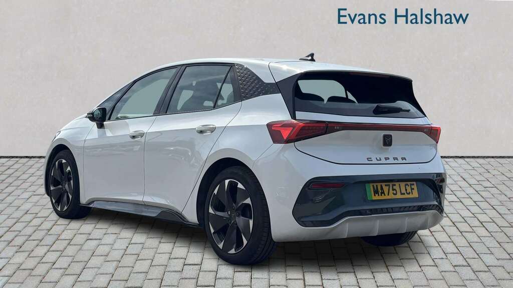 Cupra Born 170Kw E-boost V1 59Kwh 2025 White #2