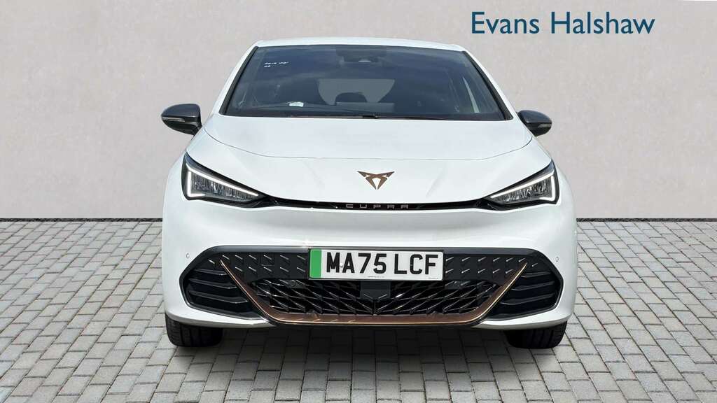 Cupra Born 170Kw E-boost V1 59Kwh 2025 White #4