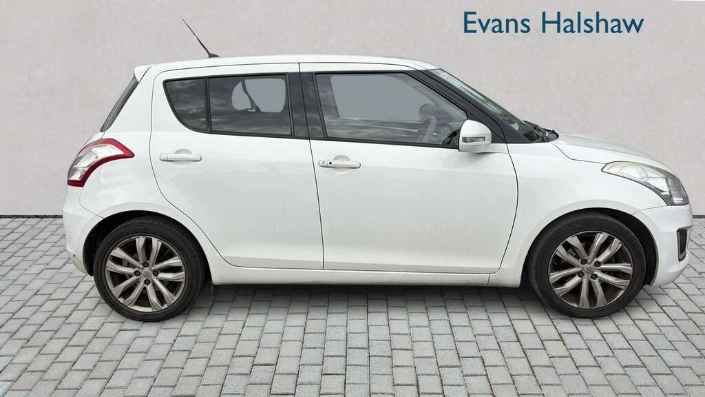 Suzuki Swift 1.2 Dualjet Sz4 Nav 2016 White #2