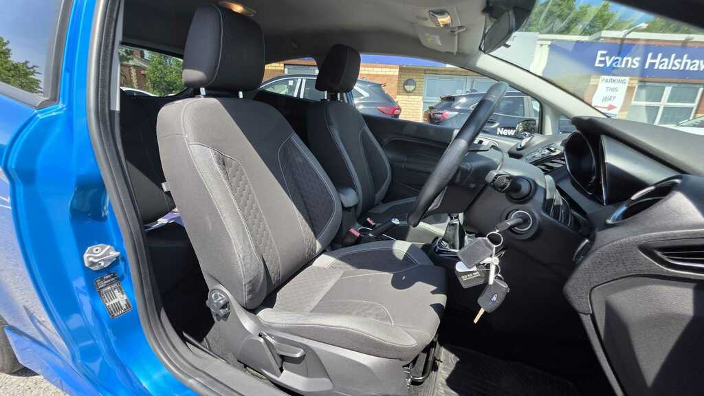 Ford Fiesta 1.0 Ecoboost 125 Zetec S 2016 Blue