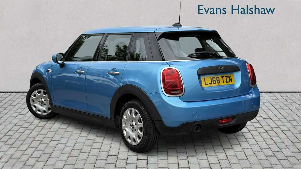 Mini Hatch 1.5 One Classic II 2018 Blue #2