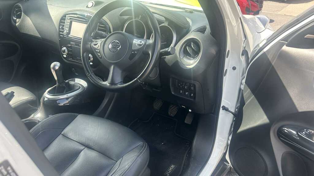 Nissan Juke 1.6 112 Tekna Bose 2019 DM19HZT White #5