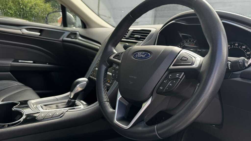 Ford Mondeo 2.0 Ecoboost Titanium 2016 Grey #4