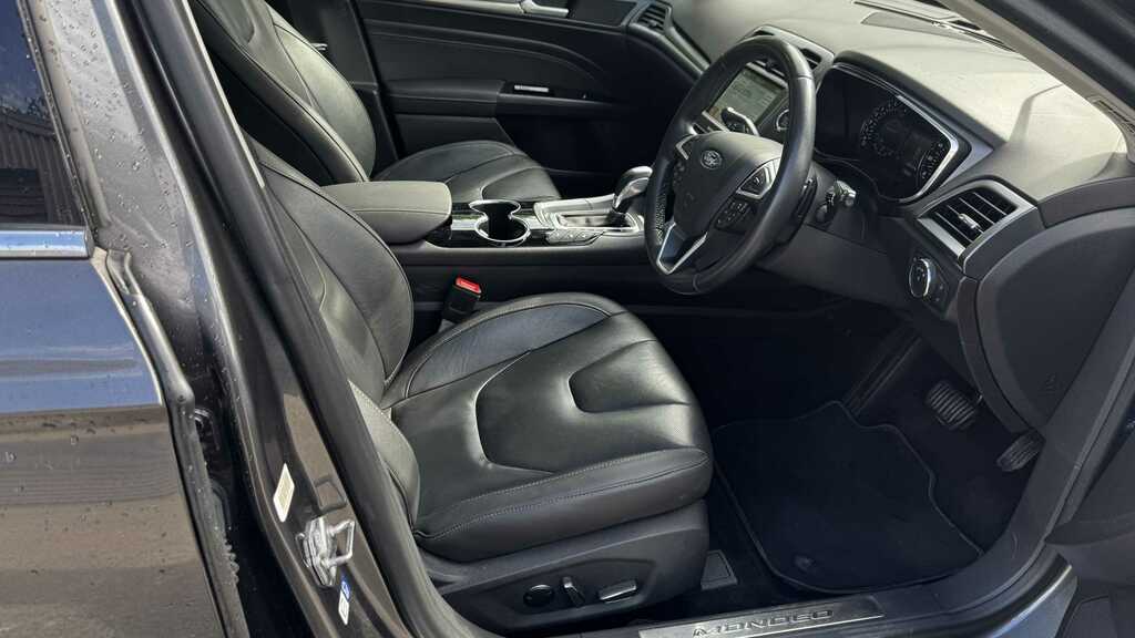 Ford Mondeo 2.0 Ecoboost Titanium 2016 Grey
