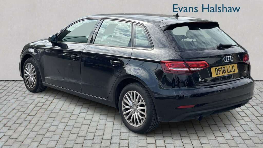 Audi A3 1.0 Tfsi Se Technik 2018 DF18LLG Black #2