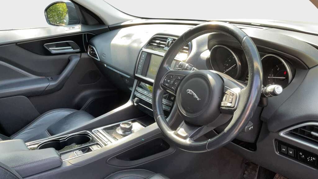 Jaguar F-Pace 2.0 D180 Portfolio Suv Awd Euro 6 White #8