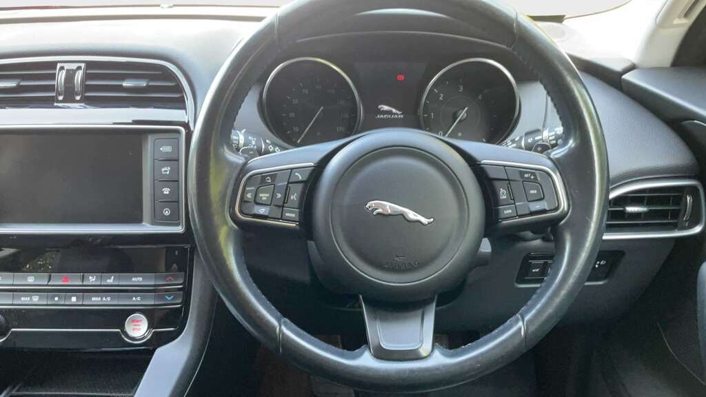 Jaguar F-Pace 2.0 D180 Portfolio Suv Awd Euro 6 White #9