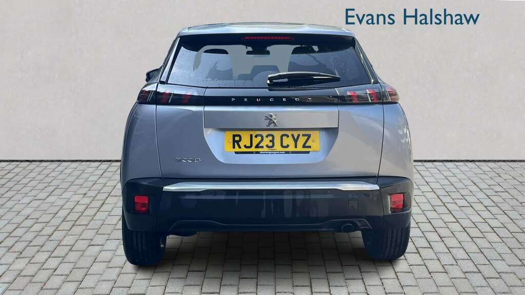 Peugeot 2008 1.2 Puretech Active Premium 2023 Grey #5