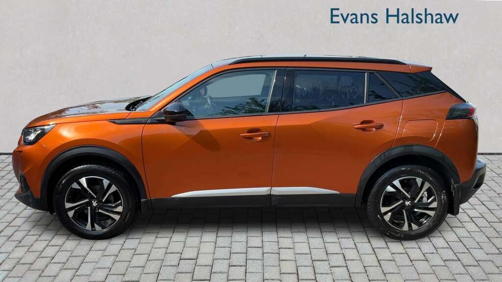 Peugeot 2008 1.2 Puretech Allure Premium 2022 Orange #3