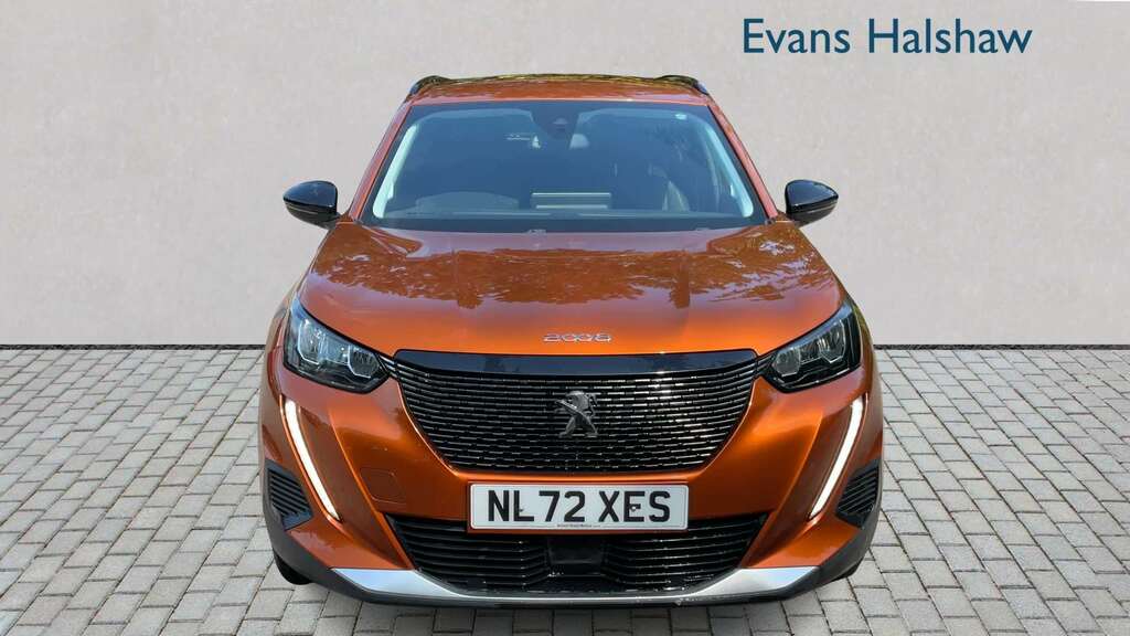 Peugeot 2008 1.2 Puretech Allure Premium 2022 Orange #4