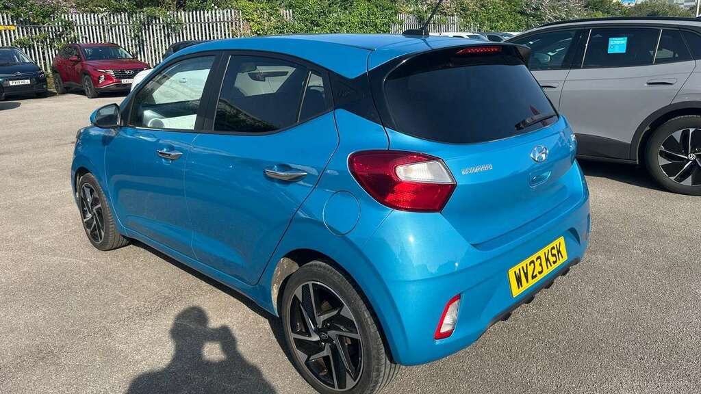 Hyundai I10 1.2 Mpi Premium 2023 Blue #3