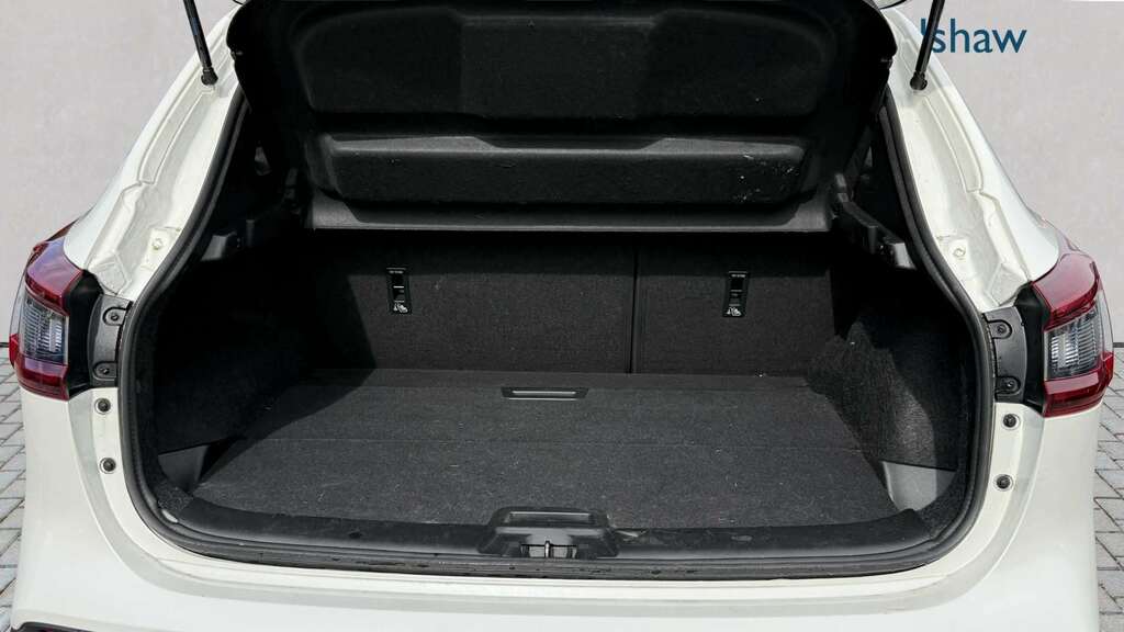 Nissan Qashqai 1.3 Dig-t 160 157 N-connecta Dct Glass Roof White #5