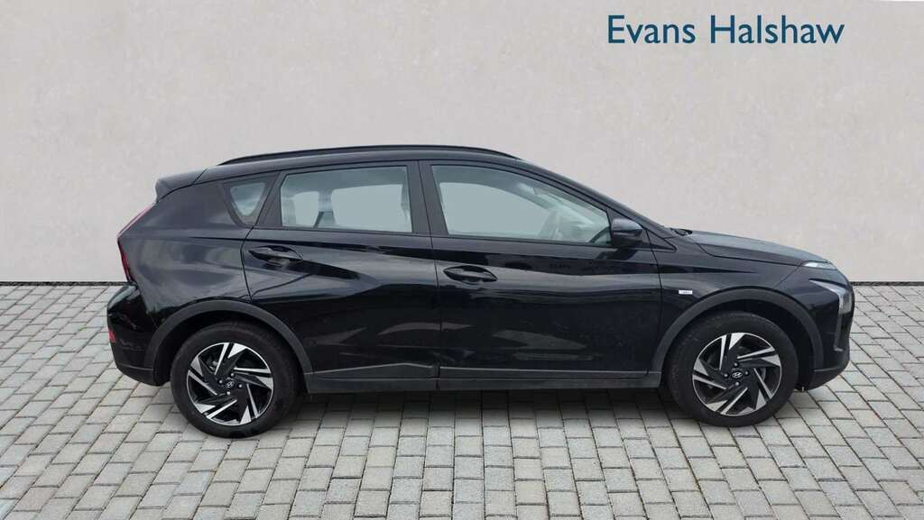 Hyundai Bayon 1.0 Tgdi 48V Mhev Se Connect Dct 2023 Black #3