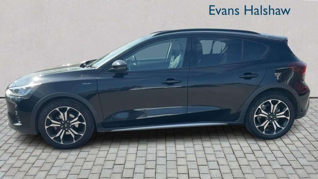 Ford Focus 1.0 Ecoboost Hybrid Mhev Active X 2023 CV23RLY Black #4