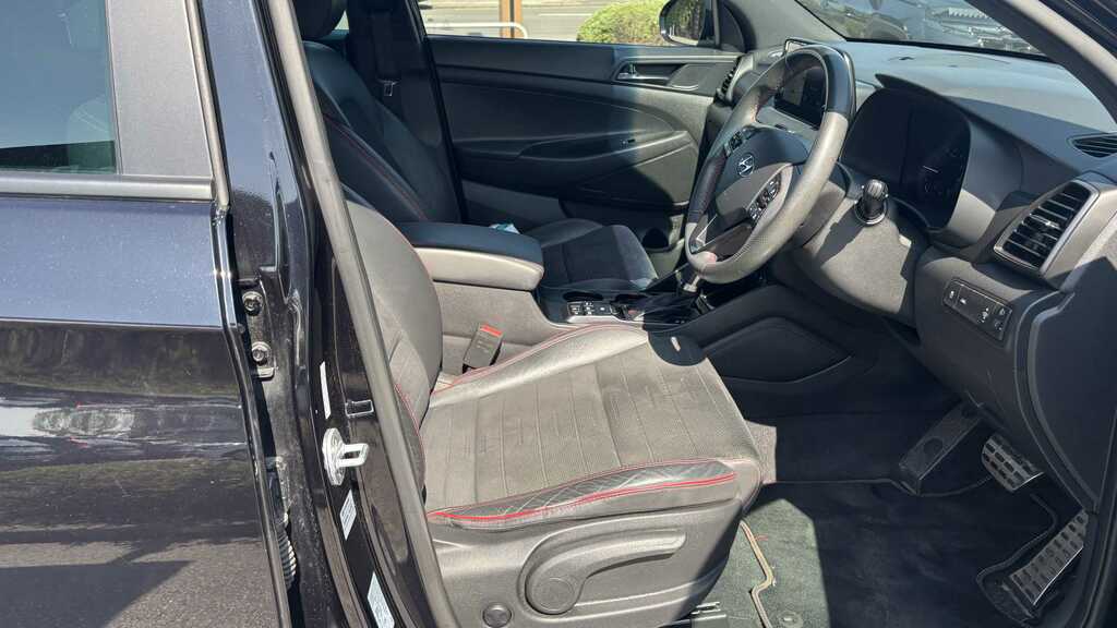 Hyundai Tucson 1.6 Tgdi 177 N Line 2Wd Dct 2019 Black #4